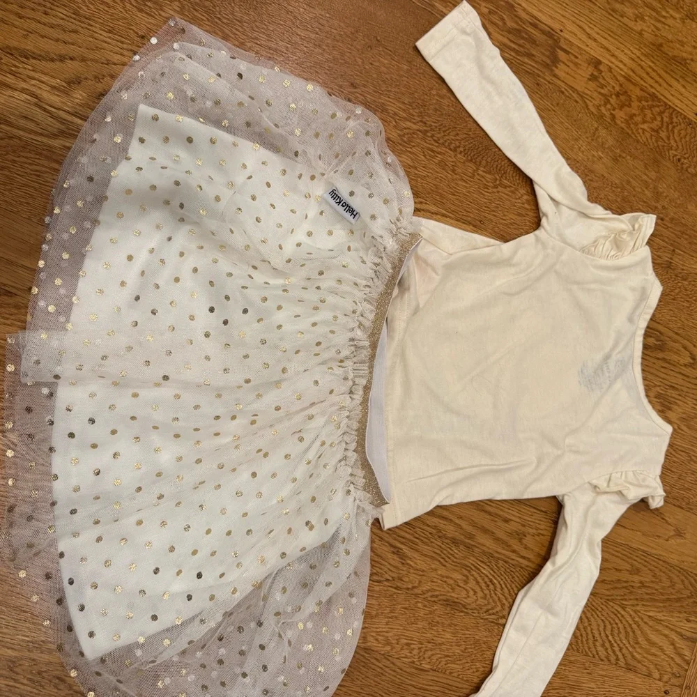 Hello Kitty Cream/gold skirt & top! Sz 3t NWOT